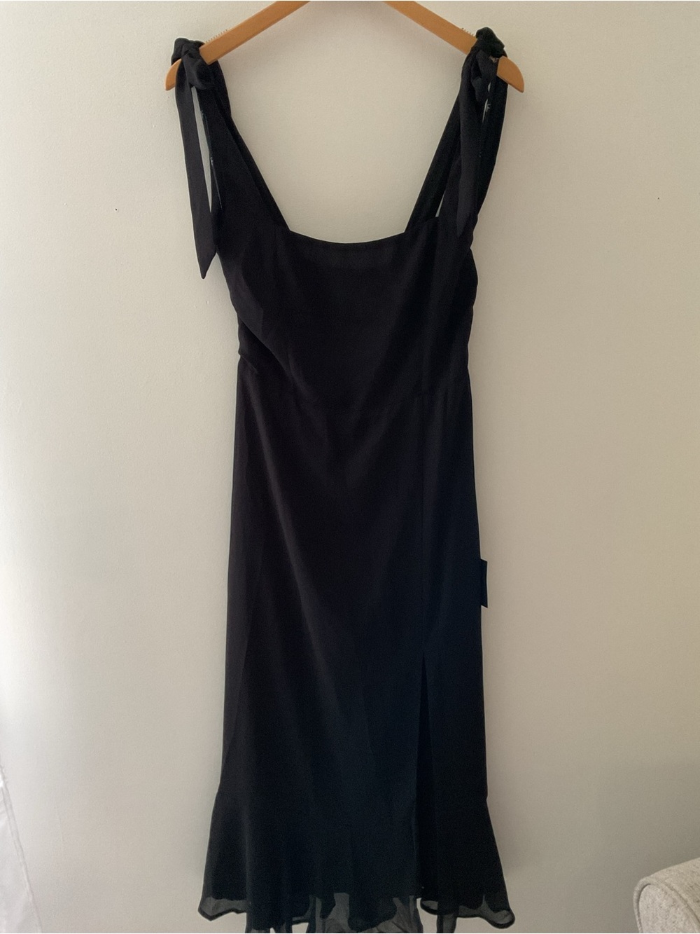 Lulus Summer Invite Black Tie-Strap Tiered Chiffon Midi Dress Small NWT - Picture 4 of 14